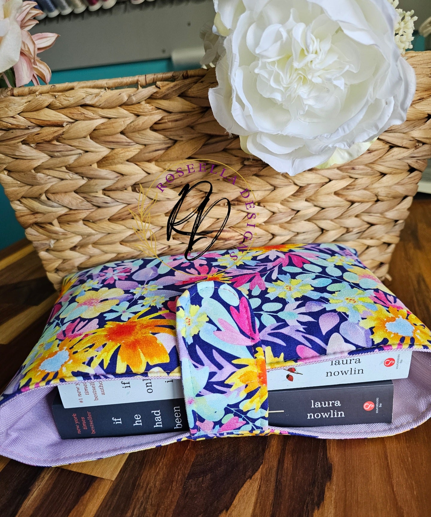 Book Sleeve Bright Floral  - Size Standard -