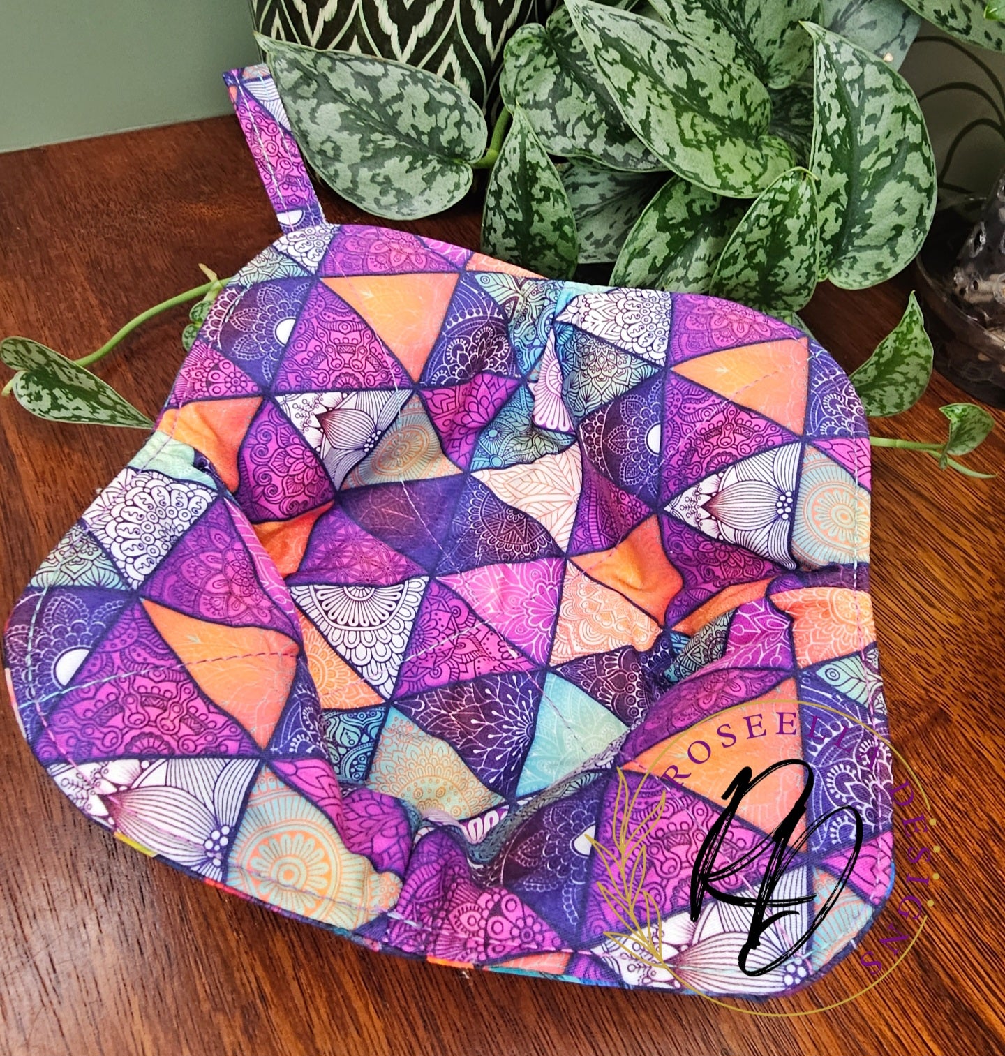 Medium~ Round Corner ~Floral Bowl Cozy