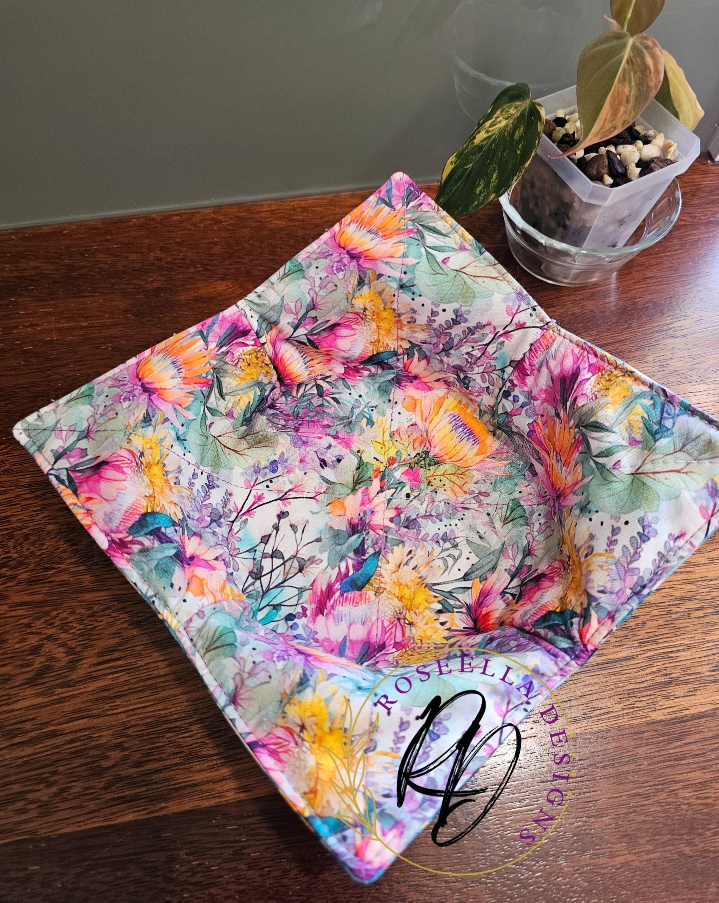 Large ~ Cow & Native Bowl Cozy